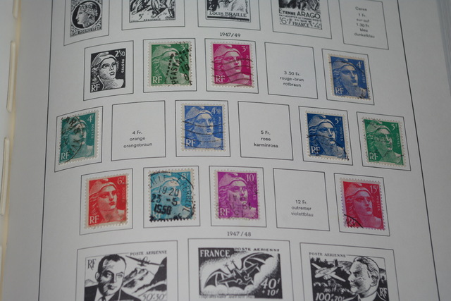 IMGP0045 France senas alb.~1862-1980 4 kg!