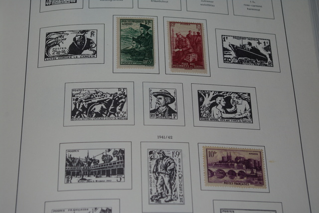 IMGP0058 France senas alb.~1862-1980 4 kg!