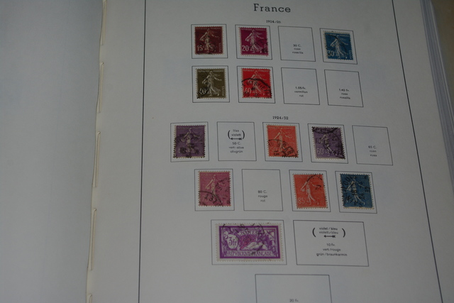 IMGP0075 France senas alb.~1862-1980 4 kg!