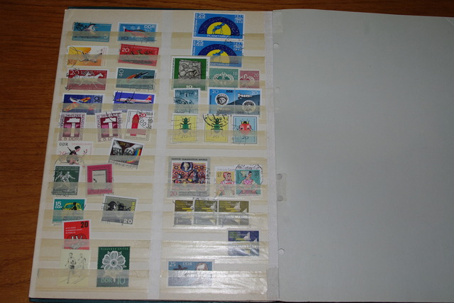 IMGP0256 Deze 4 albumai plius Vatikanas