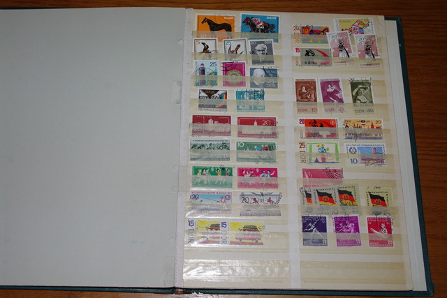 IMGP0257 Deze 4 albumai plius Vatikanas