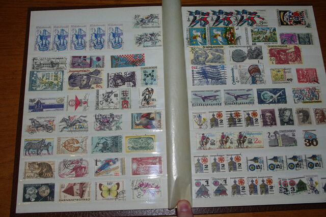 IMGP0265 Deze 4 albumai plius Vatikanas