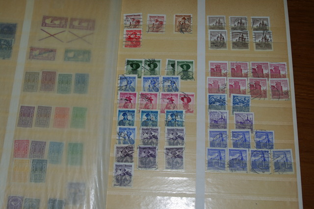 IMGP0271 Deze 4 albumai plius Vatikanas