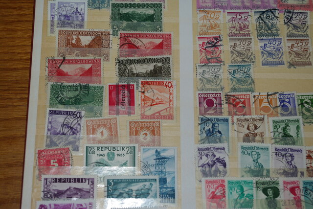 IMGP0275 Deze 4 albumai plius Vatikanas