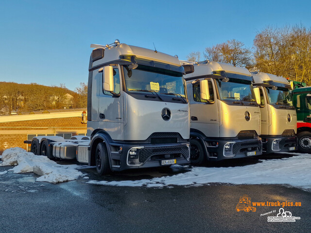 Trucks-3 Trucks & Trucking 2026 powered by www.truck-pics.eu