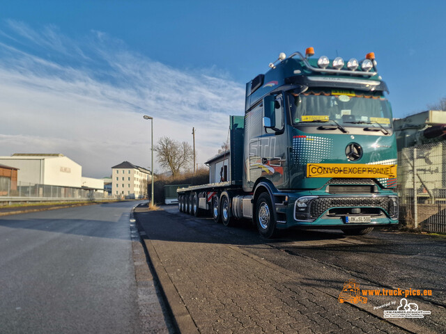 Trucks-4 Trucks & Trucking 2026 powered by www.truck-pics.eu