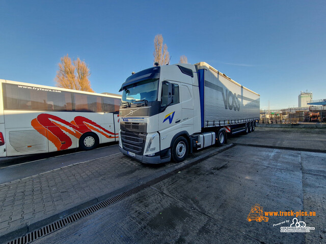 Trucks-8 Trucks & Trucking 2026 powered by www.truck-pics.eu