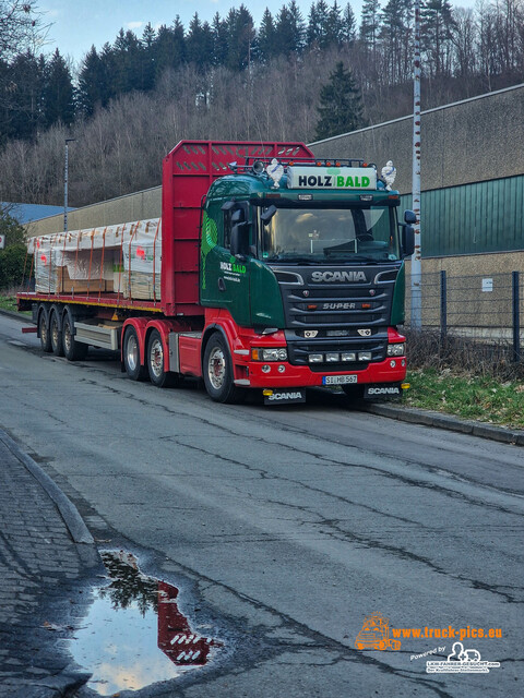 Trucks-15 Trucks & Trucking 2026 powered by www.truck-pics.eu