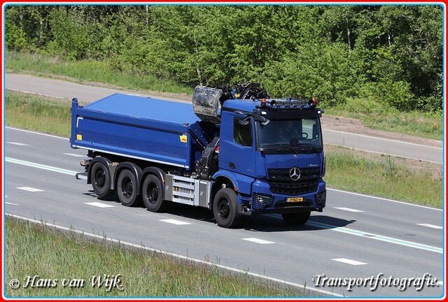 17-BZJ-6  A-BorderMaker Kippers 4-assers