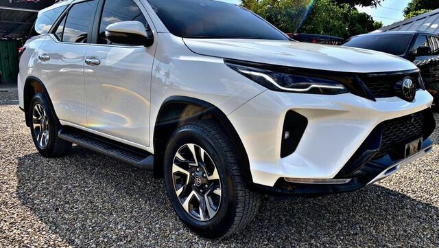 Rent a Car Santo Domingo | adonisrentacar Picture Box