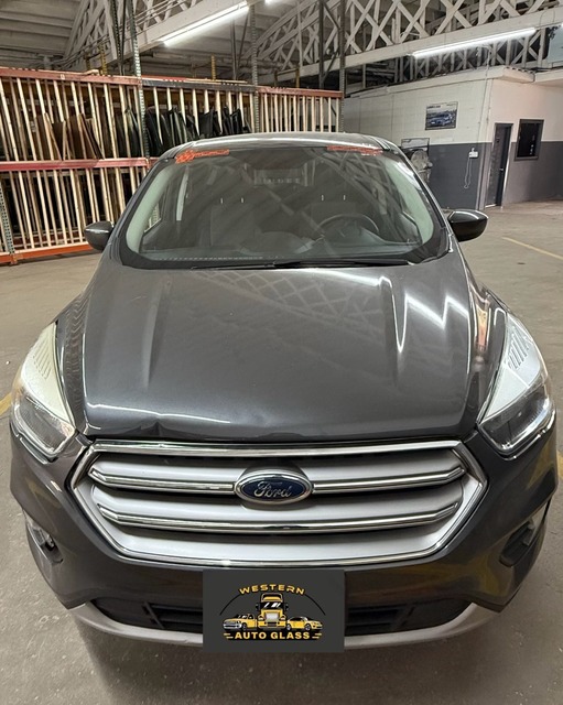 Auto Glass Shop Chicago (3) Western Auto Glass