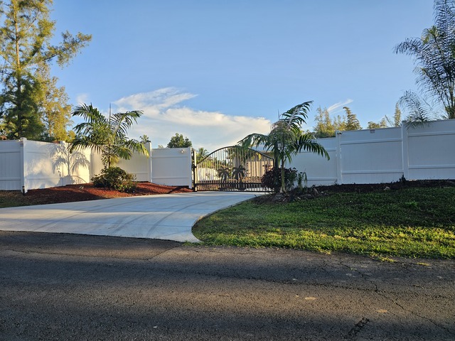 Big Island Fence & Gate gated property entrance Big Island Fence & Gate