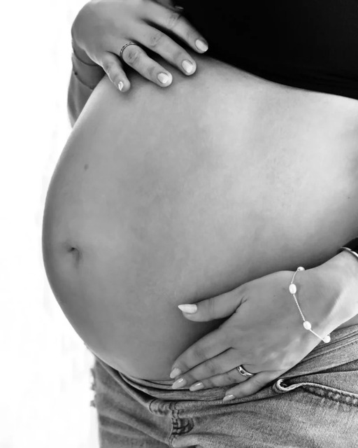 Maternity Photographer Melbourne Picture Box