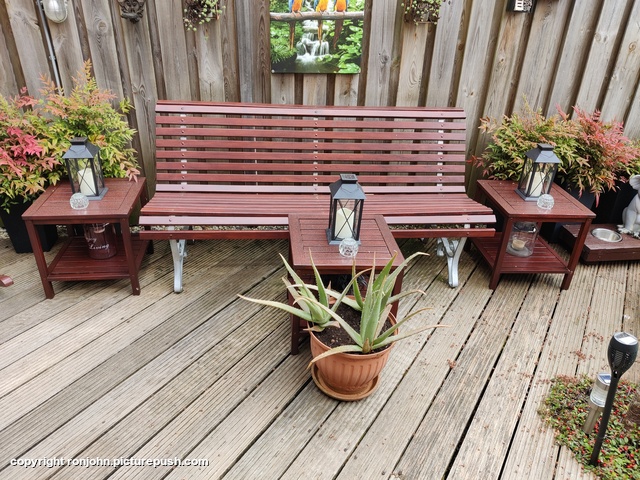 Nieuwe lampen naast zithoek 11-04-26 1 Garden 2023 & 2024 & 2025 & 2026