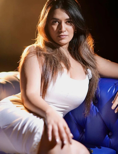 6 Delhi Escorts Services