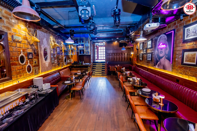 Perfect Family Dining Restaurant 38 Barracks