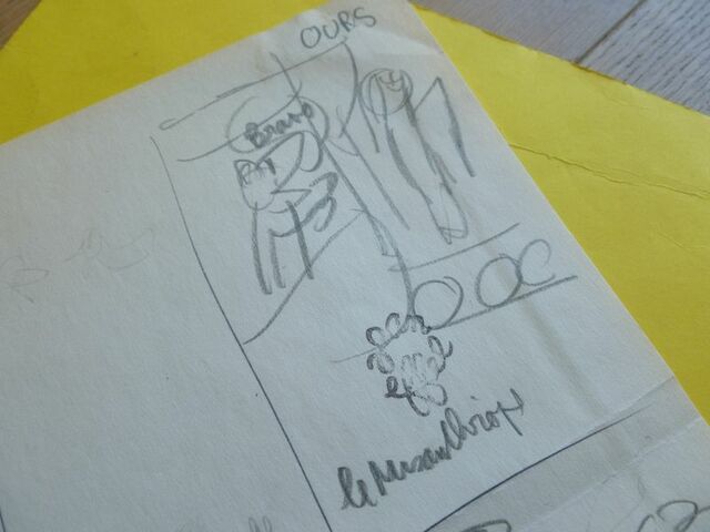 P1710657 p DBX-26-AM