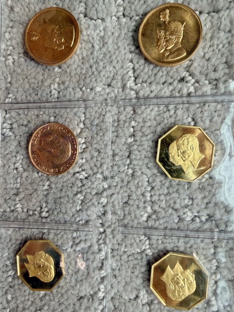 IMG 1381 Gold