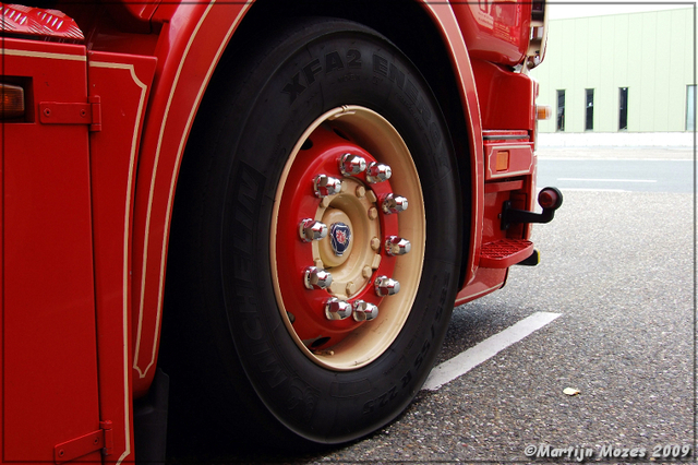 Fleurs vd Eijkel Scania 144 - 530 Vrachtwagens