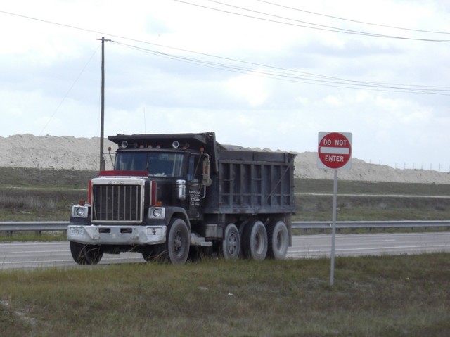 CIMG3748 Trucks