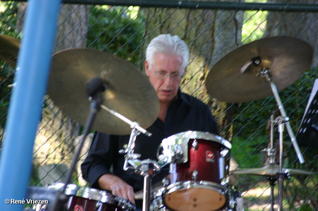 RenÃ© Vriezen 2006-09-10 #0061 Big Band Dieren zondag 10-09-2006