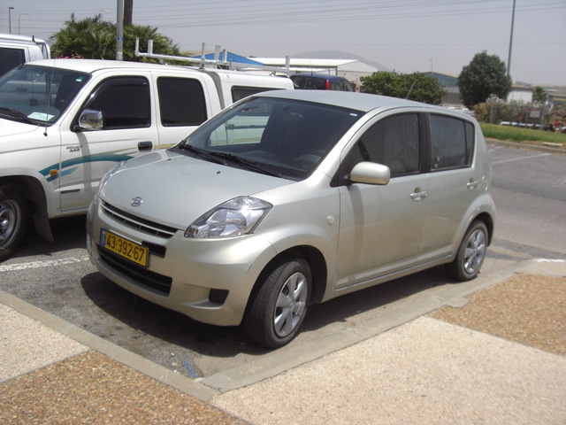 CIMG4003 Vehicles in Holy Land