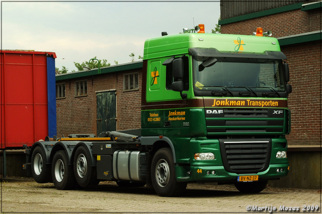 Jonkman Daf XF105 - 410 Vrachtwagens