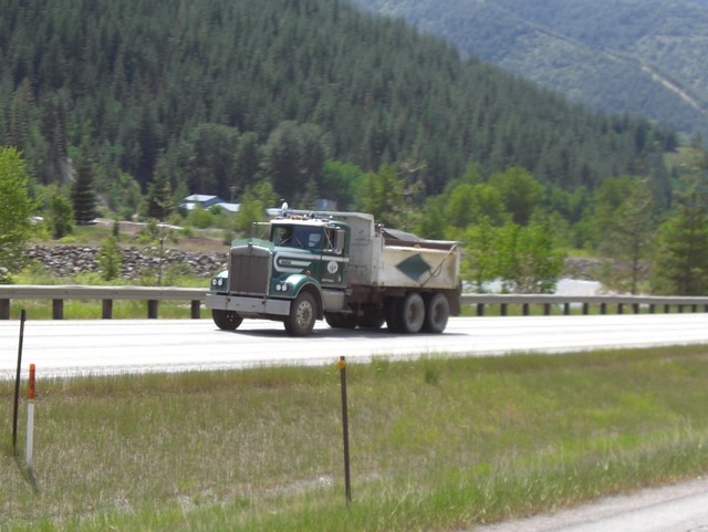 CIMG6576 Trucks