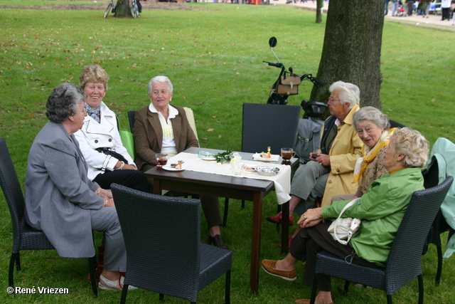 RenÃ© Vriezen 2007-09-08 #0148 Park Presikhaaf Tijdelijk Theehuis 2007