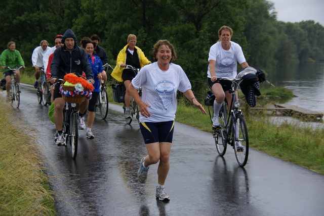 DSC08207 Rondje Voorne 14 juni 2009