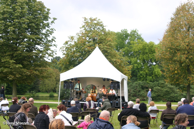 RenÃ© Vriezen 2007-09-09 #0001 Park Presikhaaf Tijdelijk Theehuis 2007