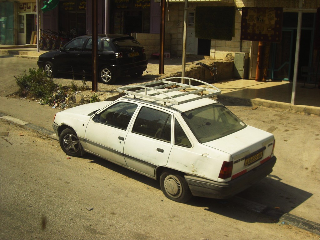 CIMG5976 - Vehicles in Holy Land