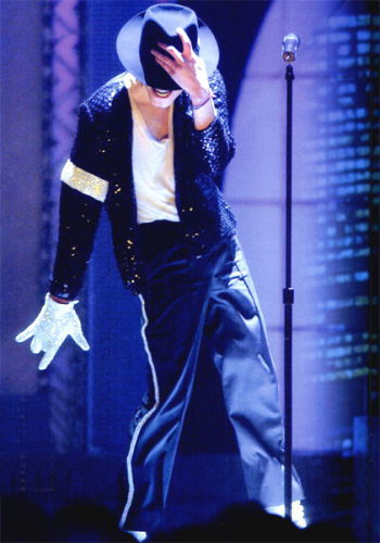 Moonwalking MJ - 