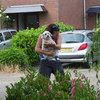 Christa en Cindy 28-06-09 2 - In de tuin 2010