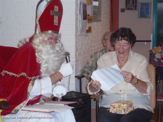 Ma - Sinterklaas Frank 05-12-06 13 R.I.P. Moeder 14-11-1921 * 31-12-2012