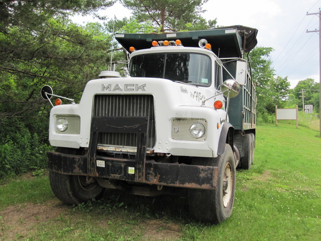 IMG 1250 Trucks