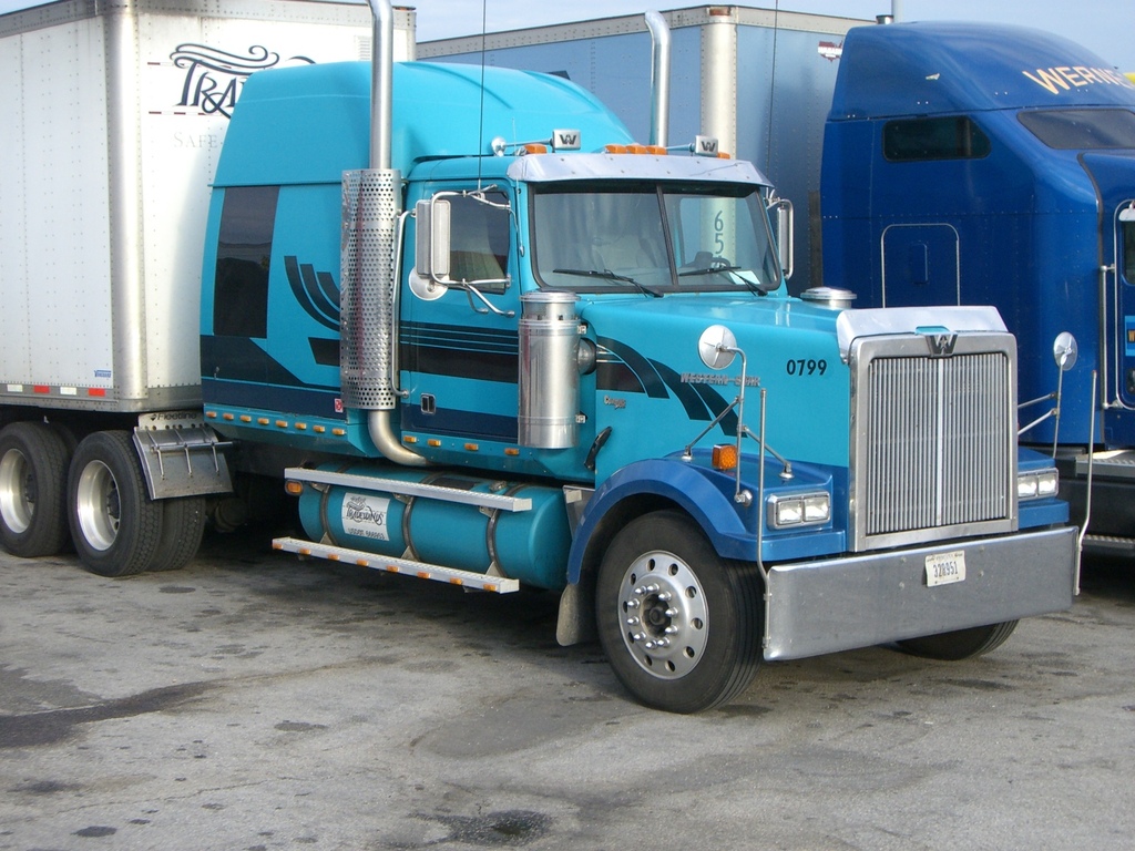 CIMG4898 - Trucks