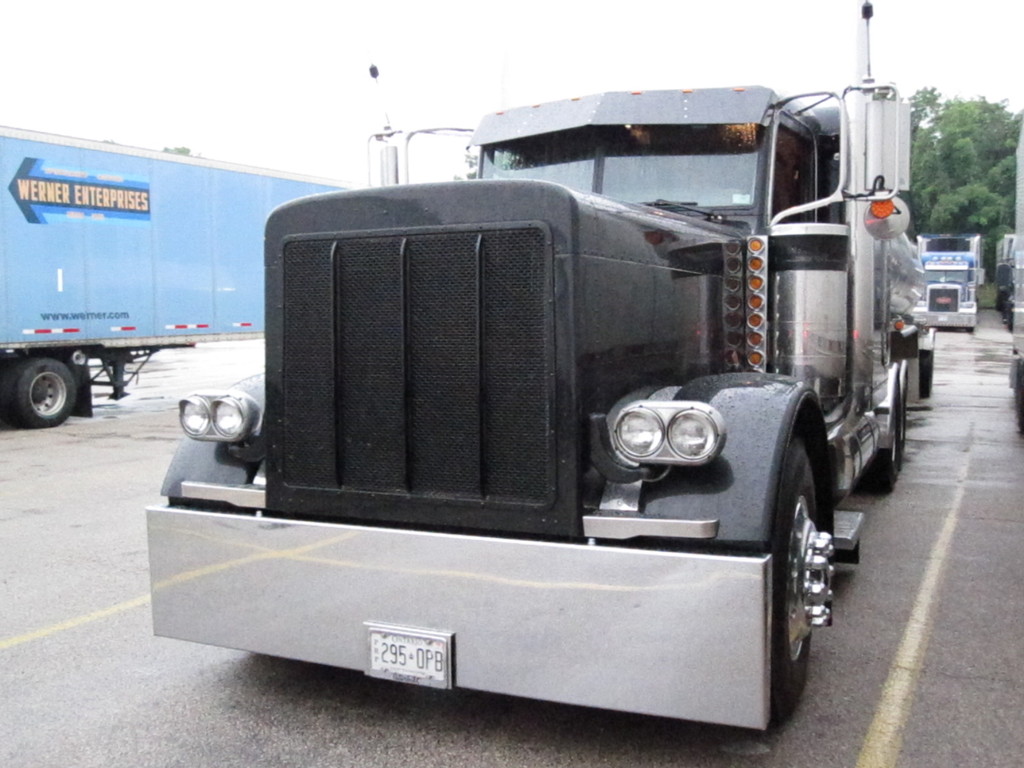 IMG 1291 - Trucks