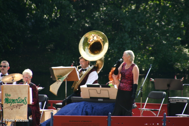 RenÃ© Vriezen 2007-09-16 #0046 Vlotconcert Sonsbeek The Magnolian's zondag 16-09-2007