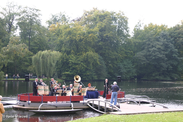 RenÃ© Vriezen 2007-09-16 #0008 Vlotconcert Sonsbeek The Magnolian's zondag 16-09-2007