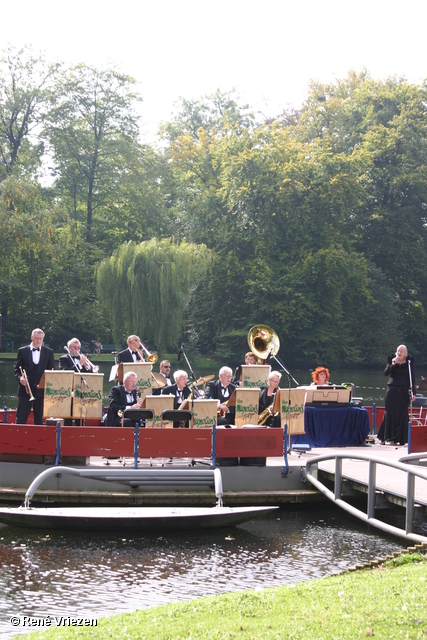 RenÃ© Vriezen 2007-09-16 #0003 Vlotconcert Sonsbeek The Magnolian's zondag 16-09-2007