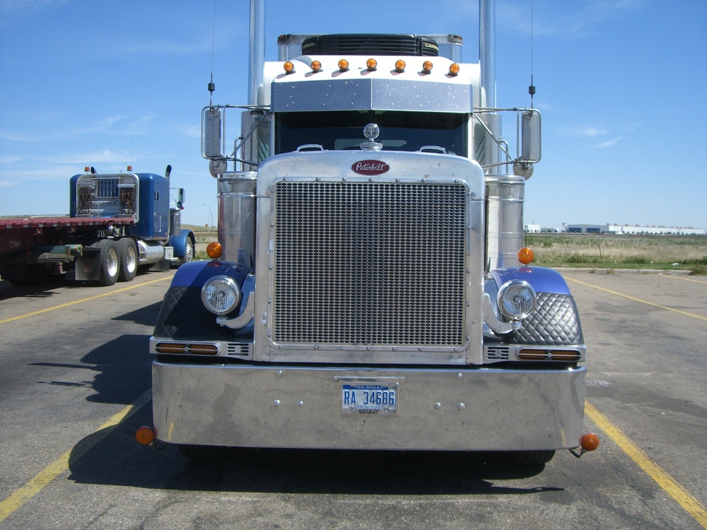 CIMG5597 - Trucks