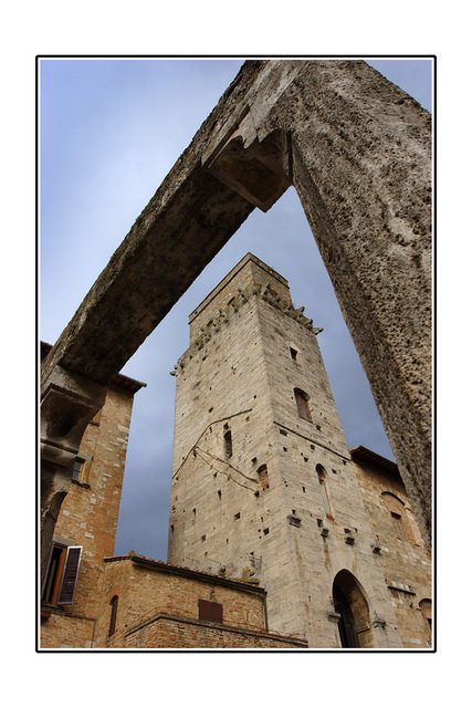 -San Gimignano tower Italy photos
