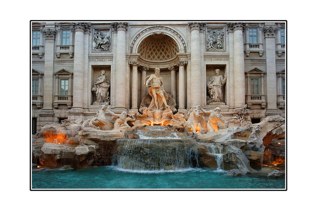 -Trevi fountain Italy photos