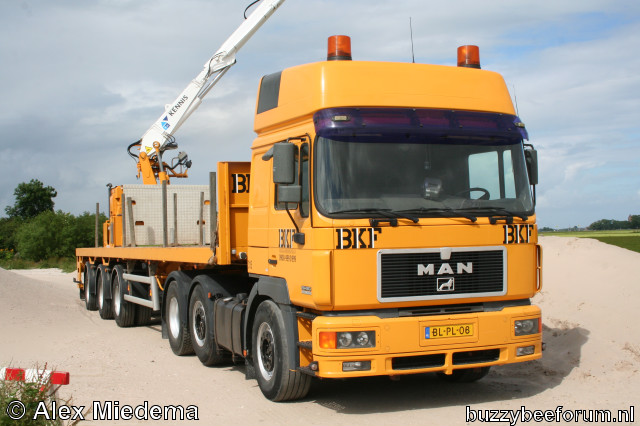 IMG 9360-border[1] - 