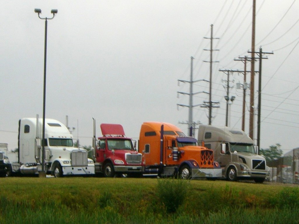 CIMG5760 - Trucks