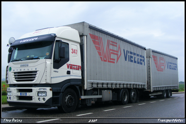 4-07-09 17-0709 961-border diverse trucks in Zeeland
