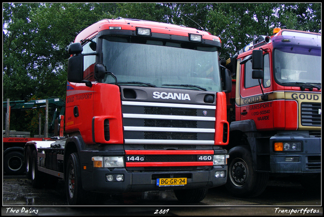 4-07-09 17-0709 990-border diverse trucks in Zeeland