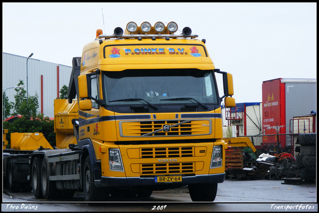 4-07-09 17-0709 1003-border diverse trucks in Zeeland