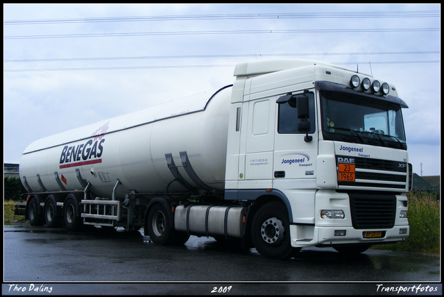 4-07-09 17-0709 1005-border diverse trucks in Zeeland